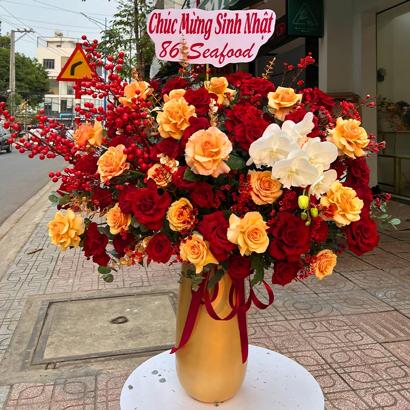 Bình hoa chúc mừng ngày kỷ niệm thành lập công ty tại Long Thành, Nhơn Trạch