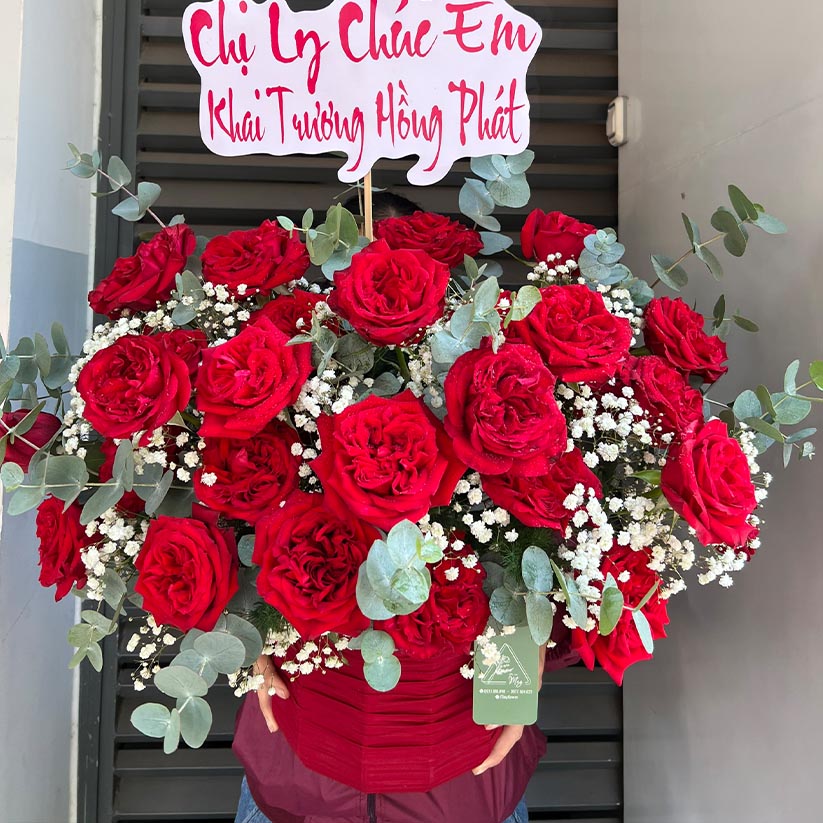 Giỏ hoa hồng đỏ rực rỡ mừng khai trương tại Long Thành, Nhơn Trạch