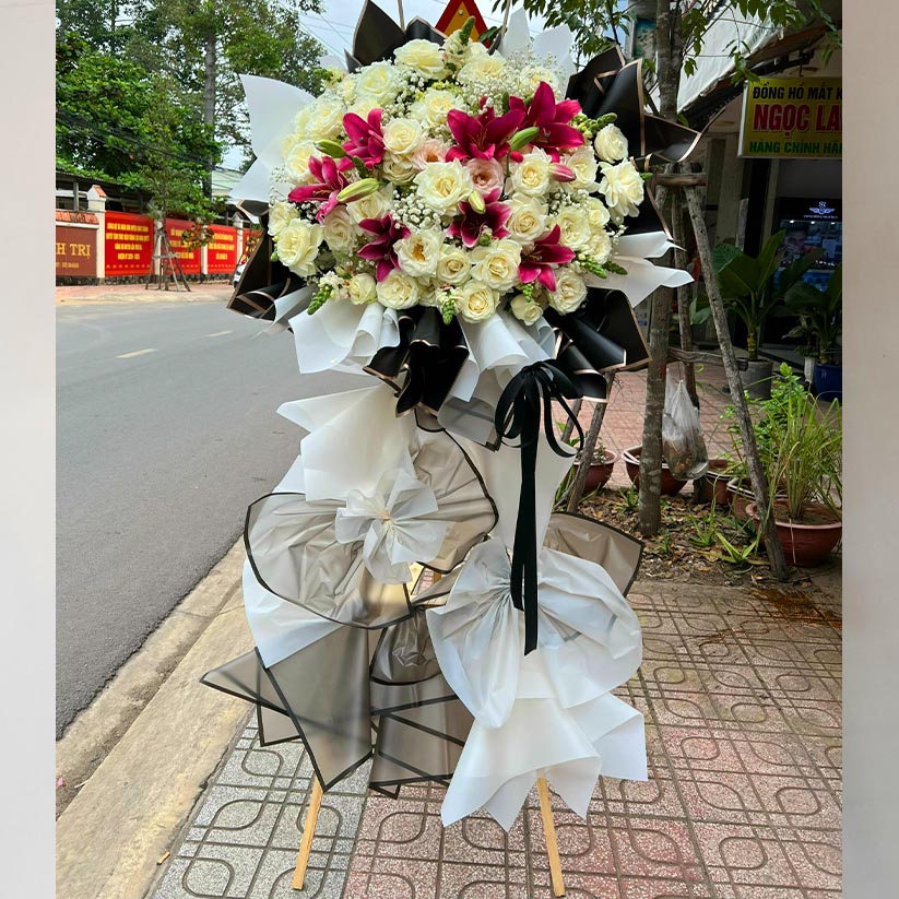 Hoa viếng đám tang ở Long Thành tại Long Thành, Nhơn Trạch