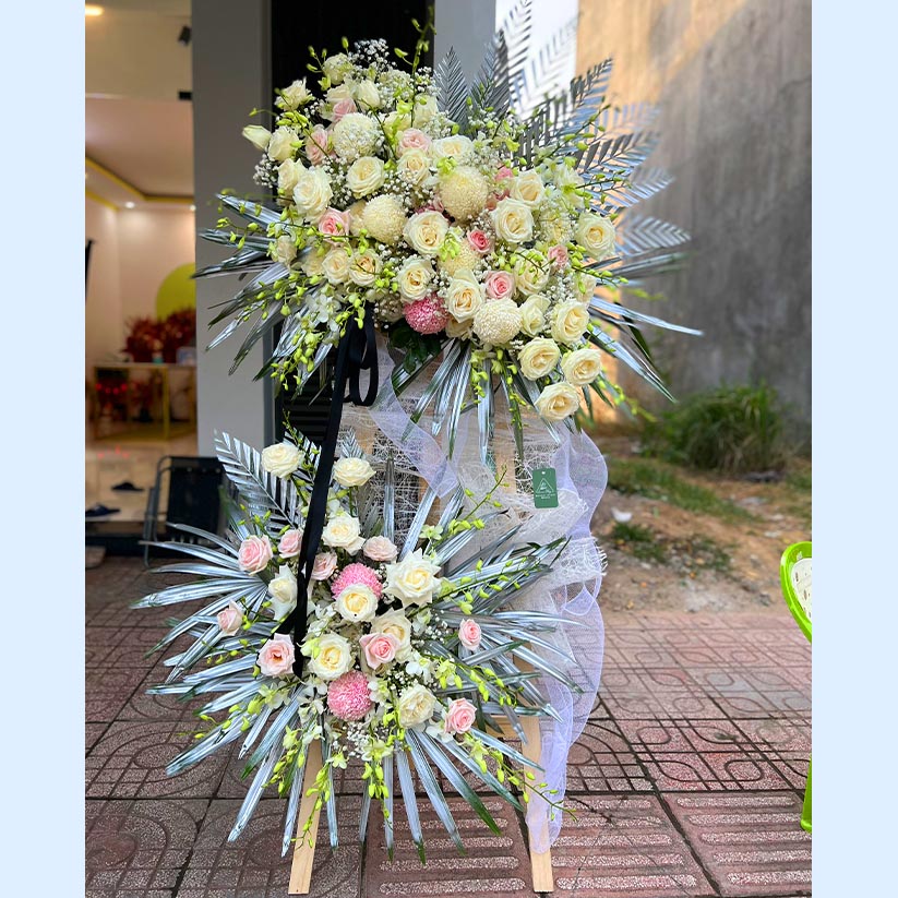 Kệ hoa chia buồn viếng đám tang tại Long Thành, Nhơn Trạch
