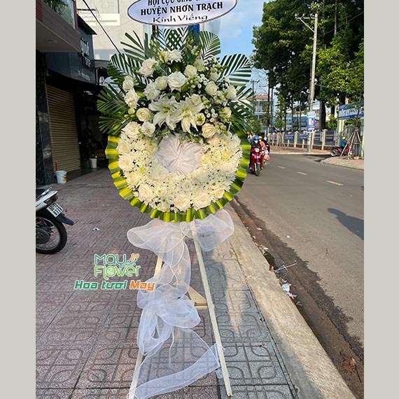 Kệ vòng hoa chi buồn tại Long Thành, Nhơn Trạch