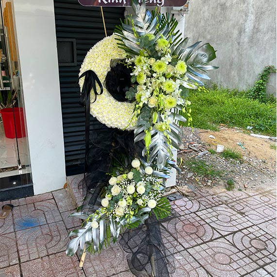 Lẵng hoa viếng tại Long Thành, Nhơn Trạch