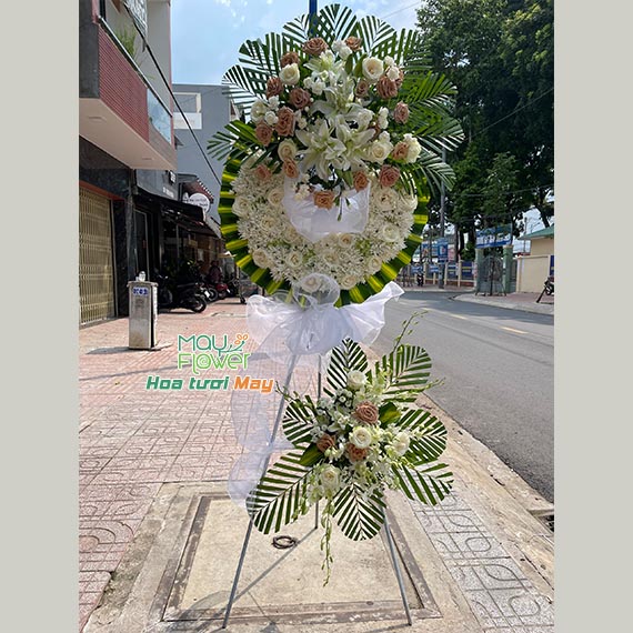 Lẵng hoa viếng đám tang tại Long Thành, Nhơn Trạch